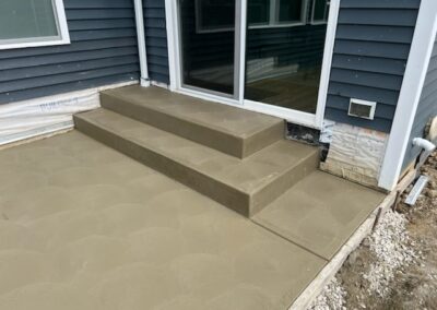 concrete patio and steps installation_Pro Concrete and Construction